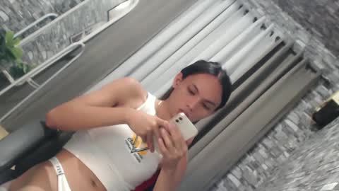 CHIE CHIE online show from February 19, 11:04 pm