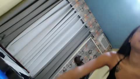 Snapshot of sluttychie chatting on June 16, 11:51 pm CHIE CHIE online show from June 16, 11:51 pm
