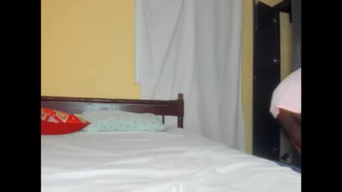 Snapshot of sluttysam_ chatting on September 29, 12:16 am Sexyslutt online show from September 29, 12:16 am