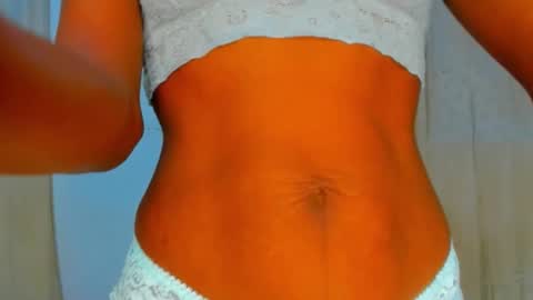 Snapshot of sluttysam_ chatting on November 20, 6:29 pm Sexyslutt online show from November 20, 6:29 pm