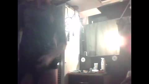 Snapshot of slutviki chatting on March 9, 1:20 am slutviki online show from March 9, 1:20 am