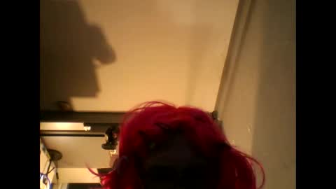 Snapshot of slutviki chatting on March 28, 7:02 pm slutviki online show from March 28, 7:02 pm