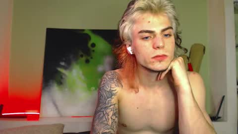 Gus online show from September 12, 2:06 pm