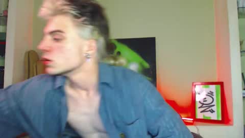 Gus online show from September 14, 9:52 am