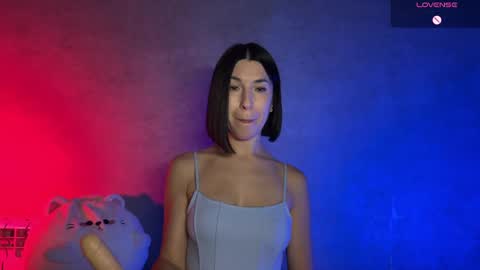 Melani online show from May 10, 7:19 pm