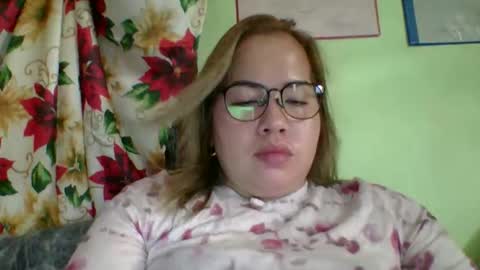 Lovewella online show from February 9, 2:48 am