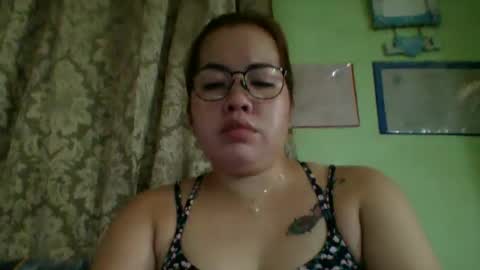 Lovewella online show from May 9, 2:39 am
