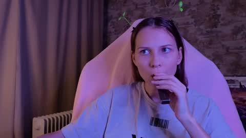 Emma online show from March 15, 4:46 pm