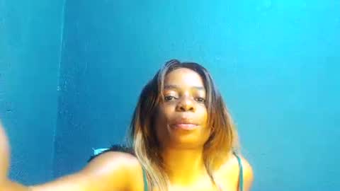 Snapshot of smallboobsxx chatting on May 21, 6:09 am smallboobsxx online show from May 21, 6:09 am