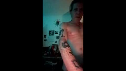 Snapshot of smalldick1975704669 chatting on May 2, 11:10 pm smalldick1975704669 online show from May 2, 11:10 pm