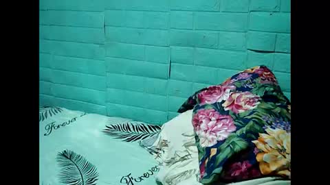 jess online show from October 22, 3:40 am