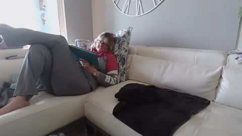 Daddy online show from January 5, 5:30 pm