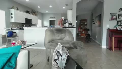 Daddy online show from February 2, 4:11 pm