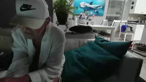 Daddy online show from February 11, 3:40 am