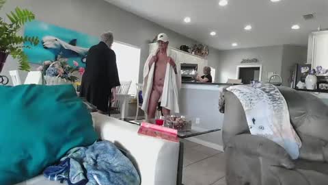 Daddy online show from February 21, 4:59 pm