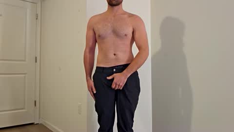 Snapshot of smallthrob chatting on March 1, 7:38 pm smallthrob online show from March 1, 7:38 pm