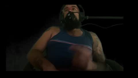 Smalltowndaddy online show from December 18, 4:53 am