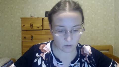 Snapshot of smart_rose chatting on January 20, 10:48 pm smart_rose online show from January 20, 10:48 pm