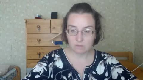 Snapshot of smart_rose chatting on September 15, 12:16 pm smart_rose online show from September 15, 12:16 pm