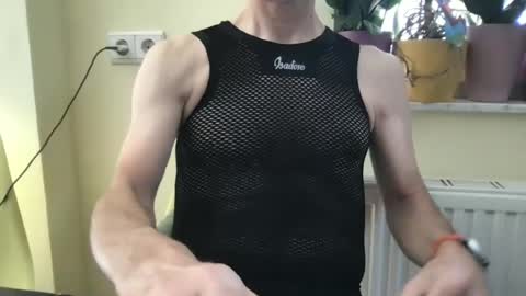 Snapshot of smart_sex69 chatting on June 15, 12:29 pm smart_sex69 online show from June 15, 12:29 pm