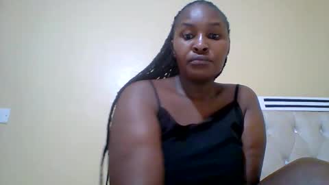 Snapshot of smartqueen1 chatting on May 28, 1:25 am Katerina online show from May 28, 1:25 am