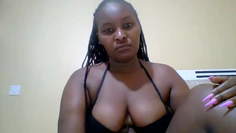 Snapshot of smartqueen1 chatting on June 7, 3:10 am Katerina online show from June 7, 3:10 am