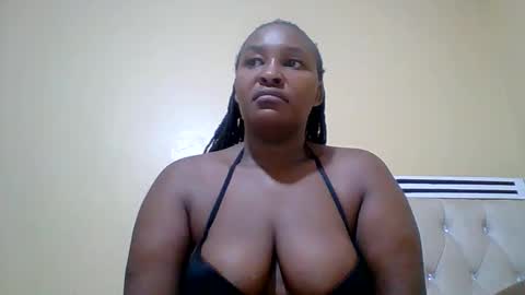 Snapshot of smartqueen1 chatting on June 9, 1:17 am Katerina online show from June 9, 1:17 am