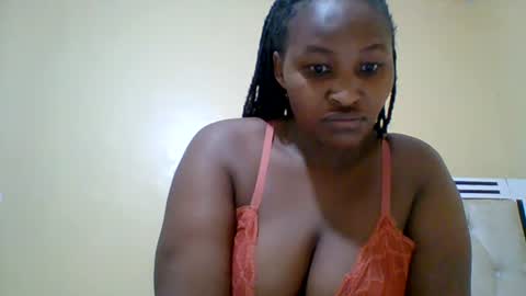 Snapshot of smartqueen1 chatting on June 23, 2:09 am Katerina online show from June 23, 2:09 am
