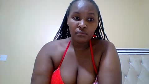 Snapshot of smartqueen1 chatting on June 24, 12:59 pm Katerina online show from June 24, 12:59 pm