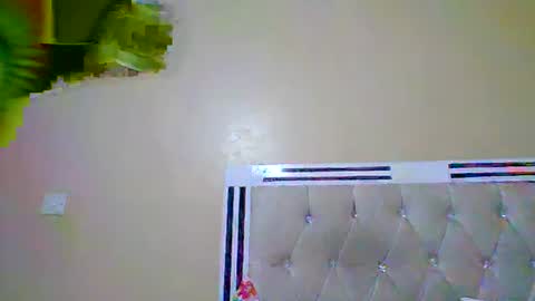 Snapshot of smartqueen1 chatting on July 5, 9:44 pm Katerina online show from July 5, 9:44 pm