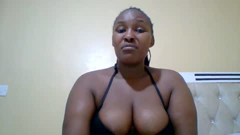 Snapshot of smartqueen1 chatting on July 11, 1:30 am Katerina online show from July 11, 1:30 am