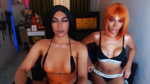 Snapshot of smasherqueen chatting on November 28, 11:24 am smasherqueen online show from November 28, 11:24 am