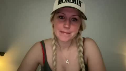 smexxii93 online show from February 10, 4:27 am