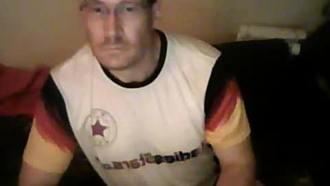 Snapshot of smi35 chatting on July 13, 11:51 pm smi35 online show from July 13, 11:51 pm