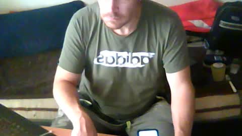 Snapshot of smi35 chatting on July 20, 3:36 pm smi35 online show from July 20, 3:36 pm