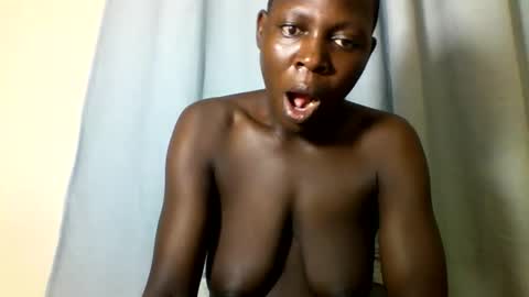 Snapshot of smilecuty chatting on October 27, 1:31 am Nancy Akinyi Otieno online show from October 27, 1:31 am