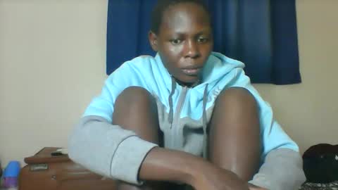 Snapshot of smilecuty chatting on December 15, 2:05 am Nancy Akinyi Otieno online show from December 15, 2:05 am