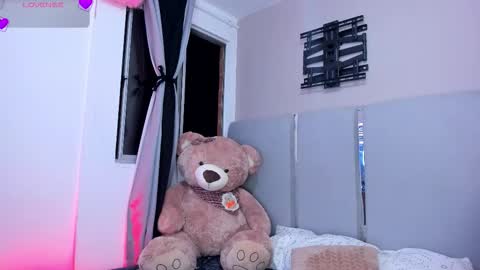 smiledivinity online show from March 19, 1:53 am