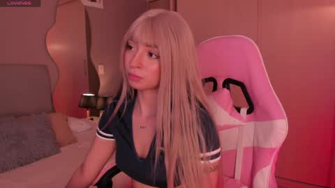 smiledivinity online show from June 7, 2:37 am
