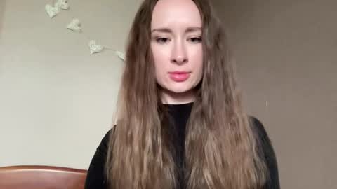 smilequeen_ online show from September 28, 10:09 am