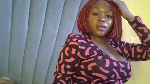 Snapshot of smiley_berry chatting on September 12, 2:17 pm smiley_berry online show from September 12, 2:17 pm