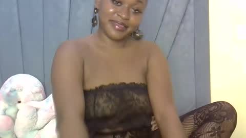 Snapshot of smiley_berry chatting on September 22, 5:04 pm smiley_berry online show from September 22, 5:04 pm