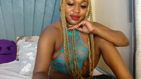 Snapshot of smiley_berry chatting on November 23, 3:45 pm smiley_berry online show from November 23, 3:45 pm