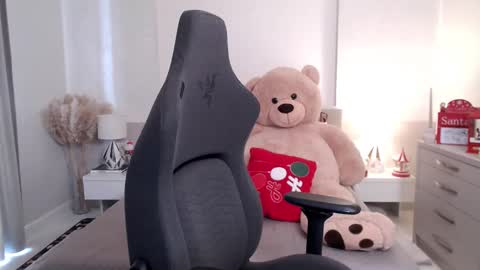 S online show from January 16, 8:54 am