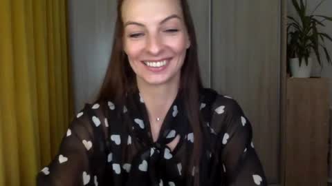 Snapshot of smiling_lexa chatting on July 23, 1:58 am smiling_lexa online show from July 23, 1:58 am