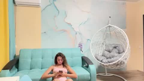 smiling_riddle online show from October 23, 7:01 pm