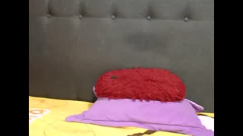 Snapshot of smilingbutt chatting on October 31, 2:56 am smilingbutt online show from October 31, 2:56 am