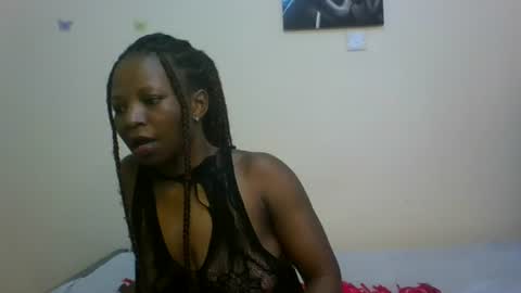 Snapshot of smillingmachine chatting on July 26, 12:12 pm terry online show from July 26, 12:12 pm