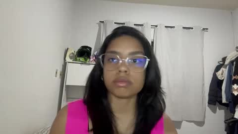 smilyyk online show from May 7, 11:54 pm