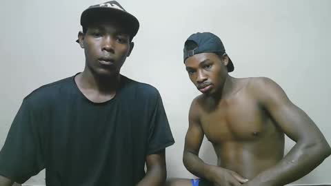 smilzzz online show from April 26, 5:49 am